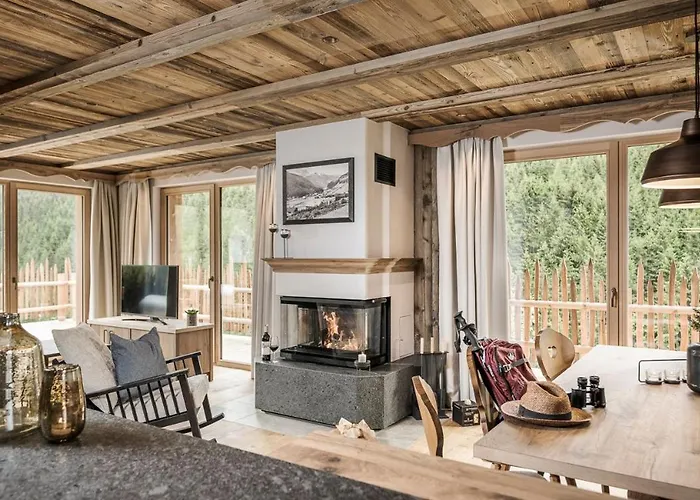Farm Resort Geislerhof - Private Chalets